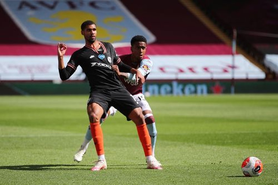 Aston Villa 1-2 Chelsea: Cú lội ngược dòng trong hai phút - 9 Aston Villa 1-2 Chelsea: Cú lội ngược dòng trong hai phút - 9