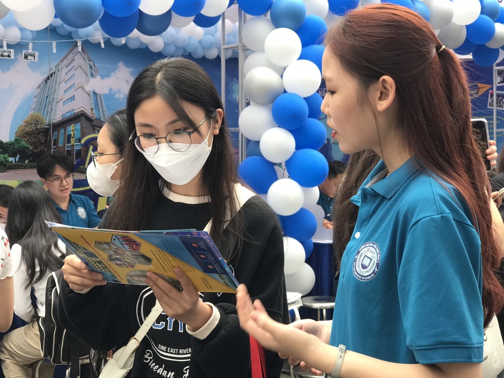 Sinh viên nợ học phí: Bêu tên hay không? - 2 Sinh viên nợ học phí: Bêu tên hay không? - 2