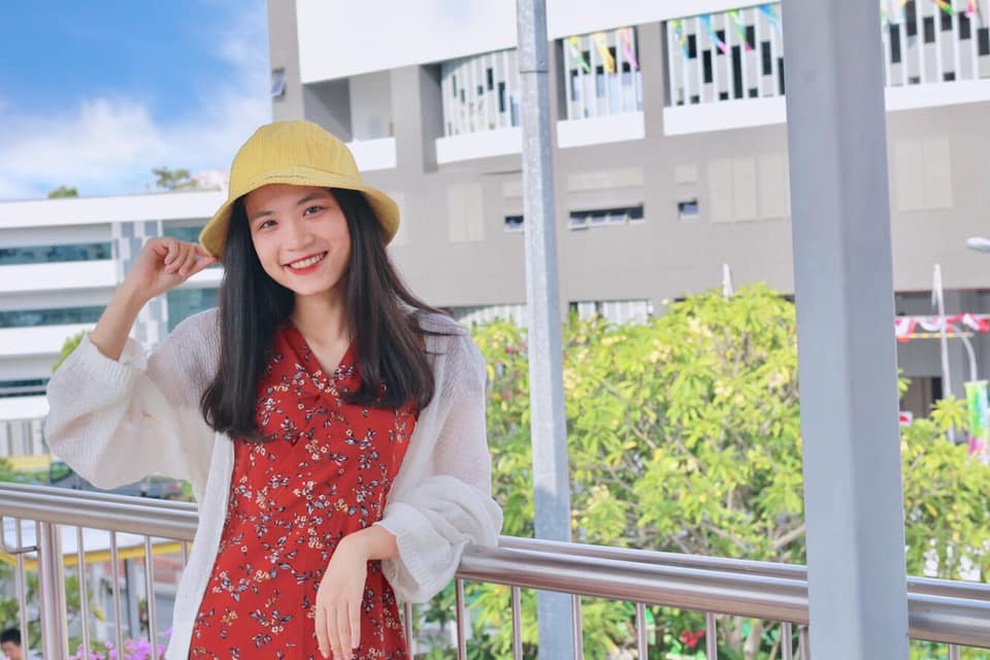 Thủ khoa Kinh tế quốc dân có biệt danhcô gái vàng trong làng săn học bổng - 3 Thủ khoa Kinh tế quốc dân có biệt danhcô gái vàng trong làng săn học bổng - 3