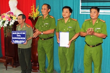 Liên tiếp triệt phá nhiều đường dây mua bán ma túy