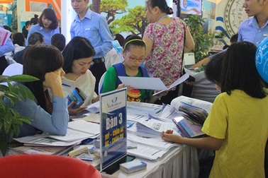 Khách đông, ban tổ chức VITM 2015 quyết định kéo dài thời gian mở cửa