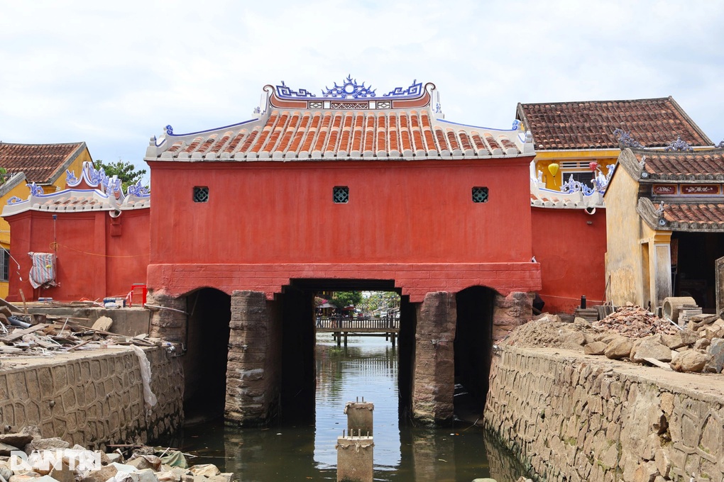 Trùng tu Chùa Cầu - Hội An: Không thay đổi màu sơn, vẫn đang hoàn thiện - 2 Trùng tu Chùa Cầu - Hội An: Không thay đổi màu sơn, vẫn đang hoàn thiện - 2