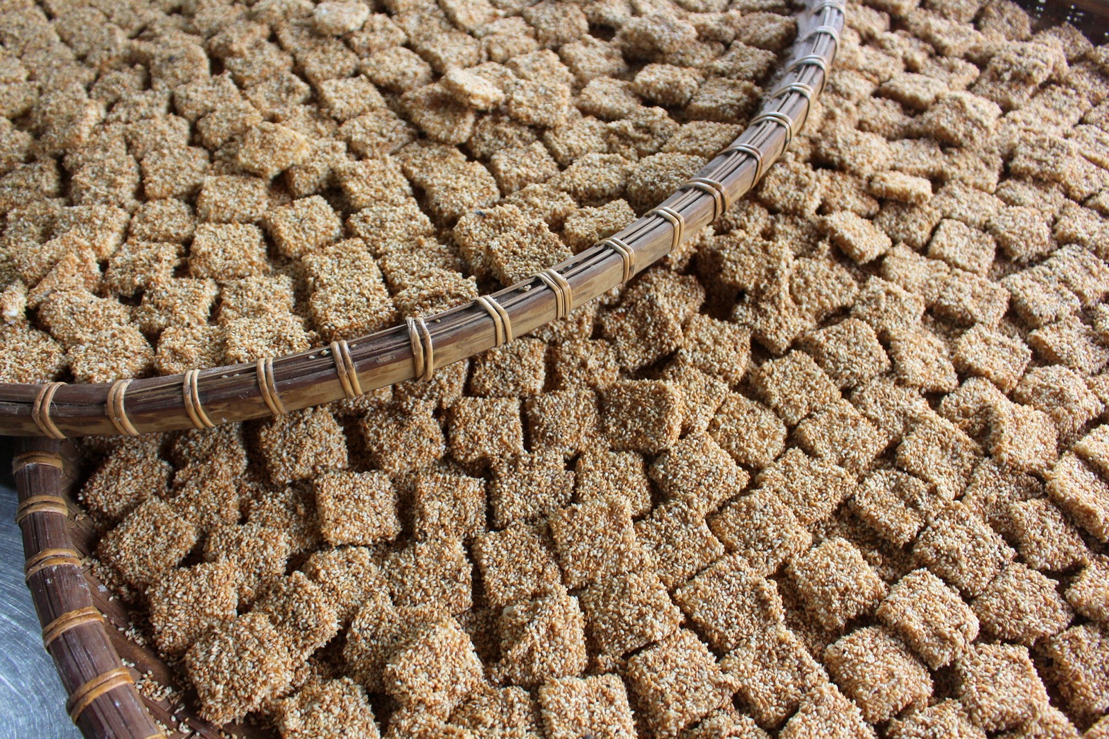 RON RANG LANG BANH KHO ME QUANG CHAU GIAP TET (5).JPG RON RANG LANG BANH KHO ME QUANG CHAU GIAP TET (5).JPG