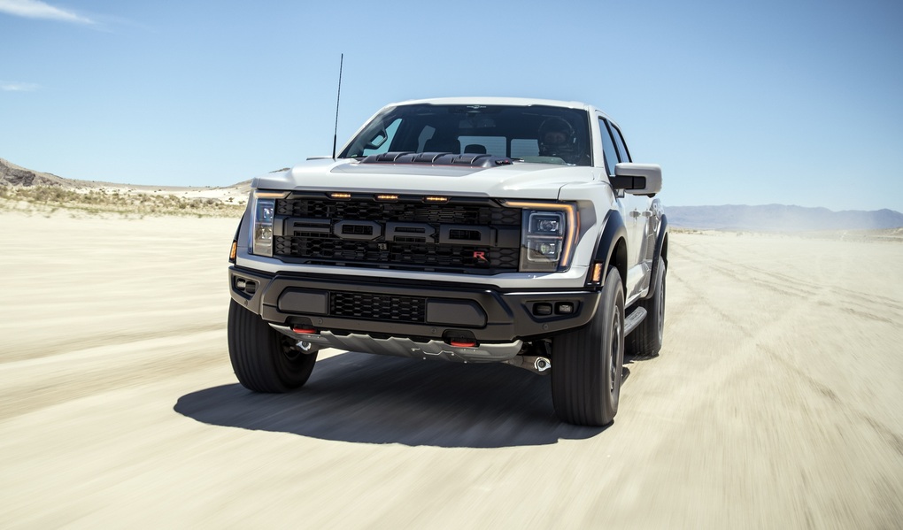 Siêu bán tải F-150 Raptor R ra mắt, sở hữu công suất 700 mã lực - 6 Siêu bán tải F-150 Raptor R ra mắt, sở hữu công suất 700 mã lực - 6