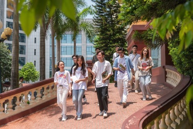 Sinh viên đi thực tế khắp nơi, lại đào tạo toàn ngành "hot", trường đại học này đang được lòng giới trẻ