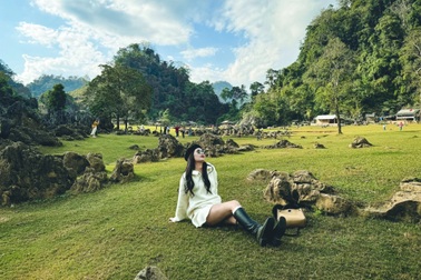 Ngôi làng nguyên thủy "2 không" ở Mộc Châu khiến du khách mê mẩn