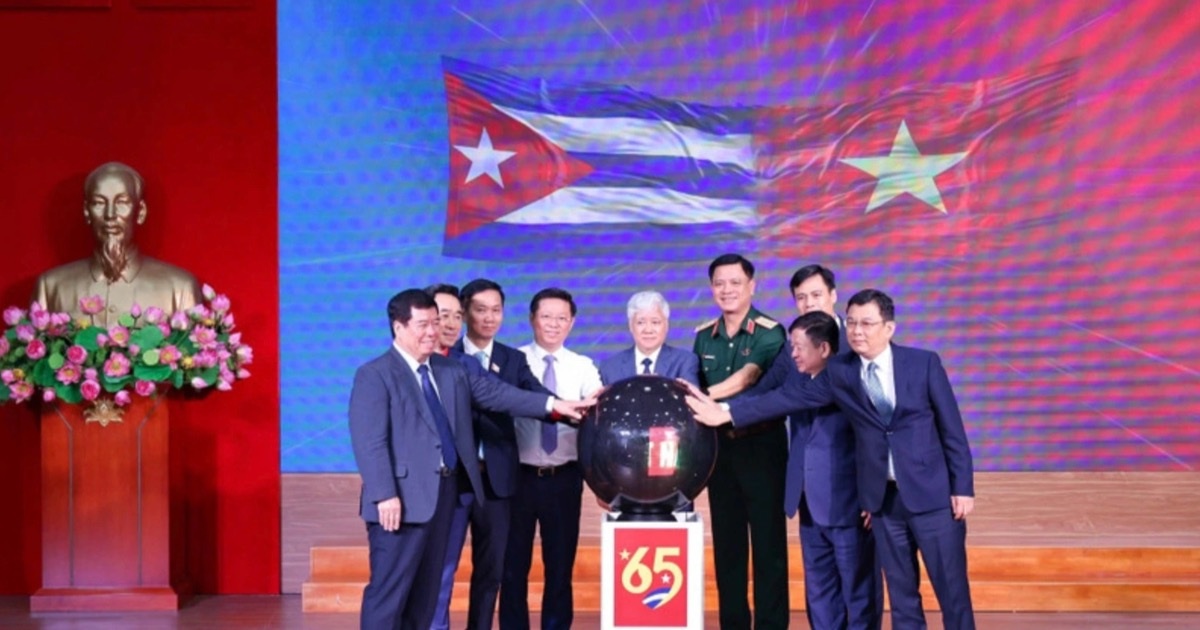 dantri.com.vn