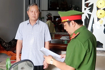 Phó chủ tịch thành phố Long Xuyên Nguyễn Bảo Sinh bị bắt