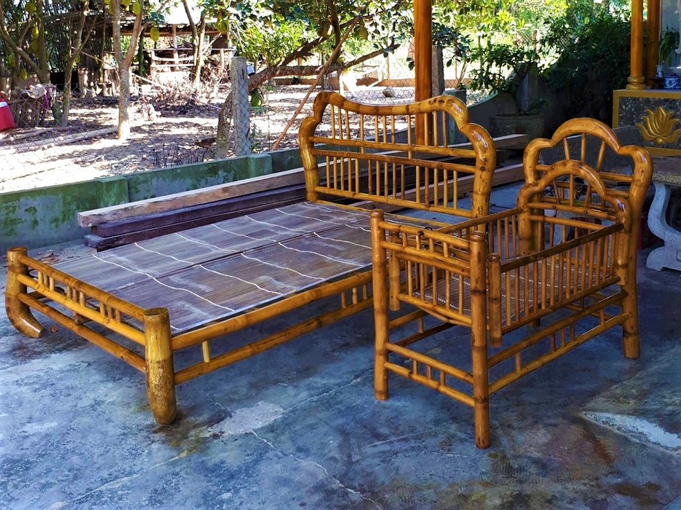 Đồ dùng độc nhất vô nhị từ gốc tre của người đàn ông một tay - 15 Đồ dùng độc nhất vô nhị từ gốc tre của người đàn ông một tay - 15