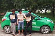 Bắt 3 con nghiện liều lĩnh cướp taxi, chống trả công an