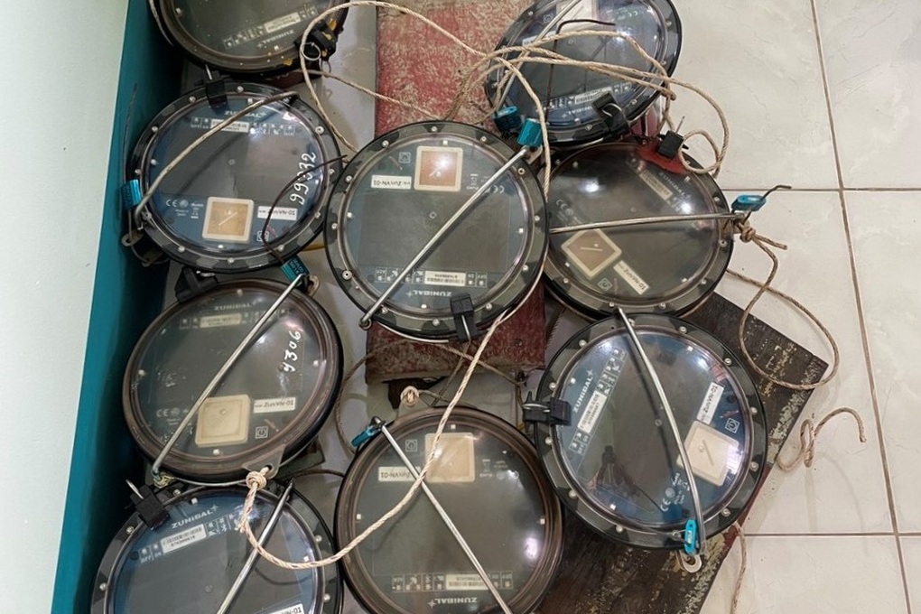 Giấu 10 thiết bị giám sát hành trình của các tàu cá để đổi lấy nhiên liệu - 1 Giấu 10 thiết bị giám sát hành trình của các tàu cá để đổi lấy nhiên liệu - 1