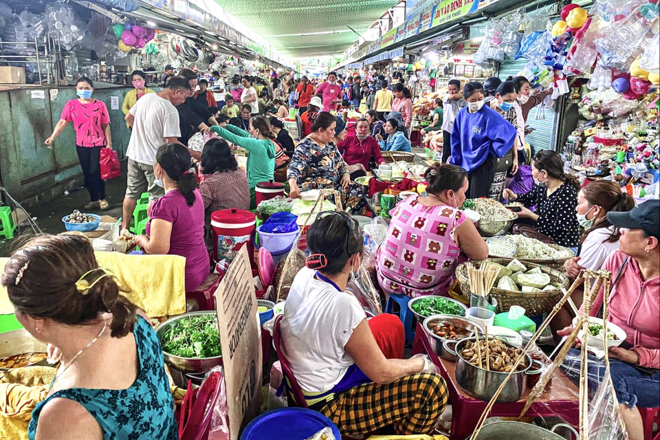 Lạc vào thiên đường ẩm thực cả trăm món vừa ngon, vừa rẻ ở Đà Nẵng - 2 Lạc vào thiên đường ẩm thực cả trăm món vừa ngon, vừa rẻ ở Đà Nẵng - 2