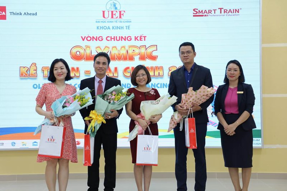Là sinh viên UEF: Vô tư học, an tâm nghề nghiệp sau khi ra trường - 3 Là sinh viên UEF: Vô tư học, an tâm nghề nghiệp sau khi ra trường - 3