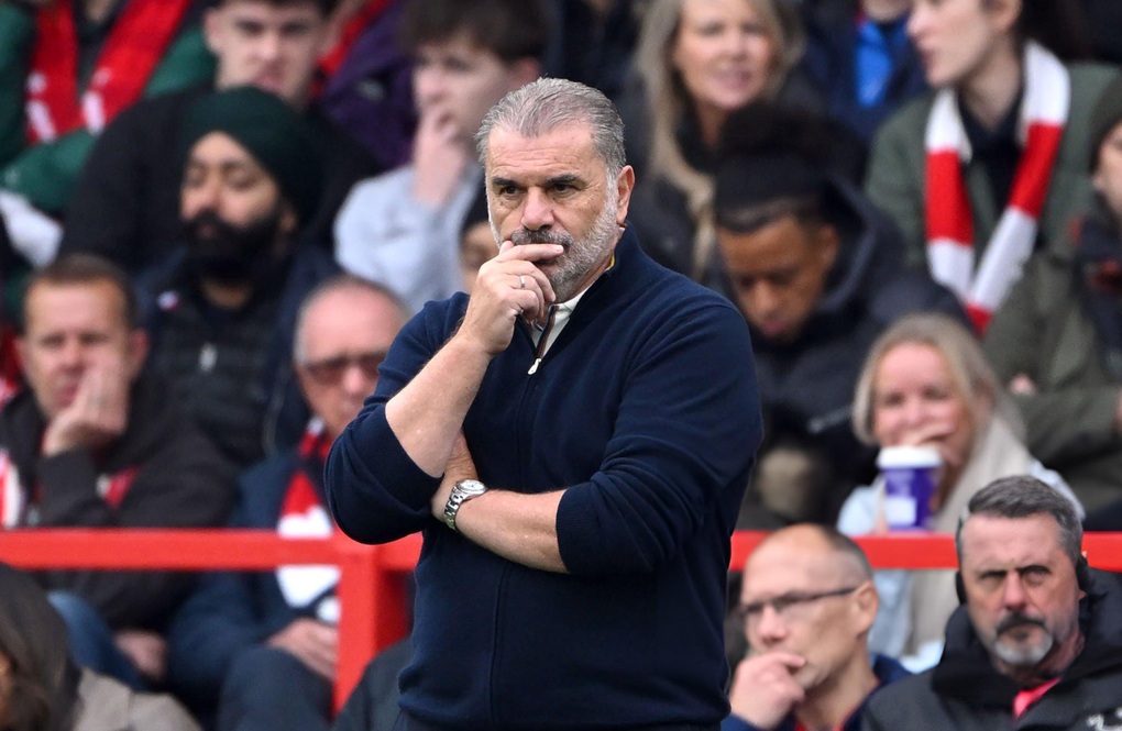 Chelsea thắng đậm Nottingham, HLV Postecoglou nhanh chóng bị sa thải - 2 Chelsea thắng đậm Nottingham, HLV Postecoglou nhanh chóng bị sa thải - 2