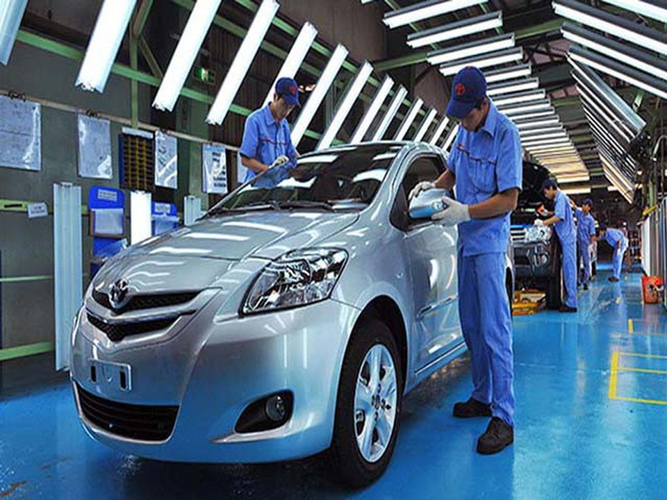 Sắp hết hạn chính sách giảm 50% phí trước bạ, giá ô tô có tăng? - 1 Sắp hết hạn chính sách giảm 50% phí trước bạ, giá ô tô có tăng? - 1