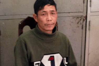 Mâu thuẫn đất cát, em trai đâm 2 anh ruột "hút chết"