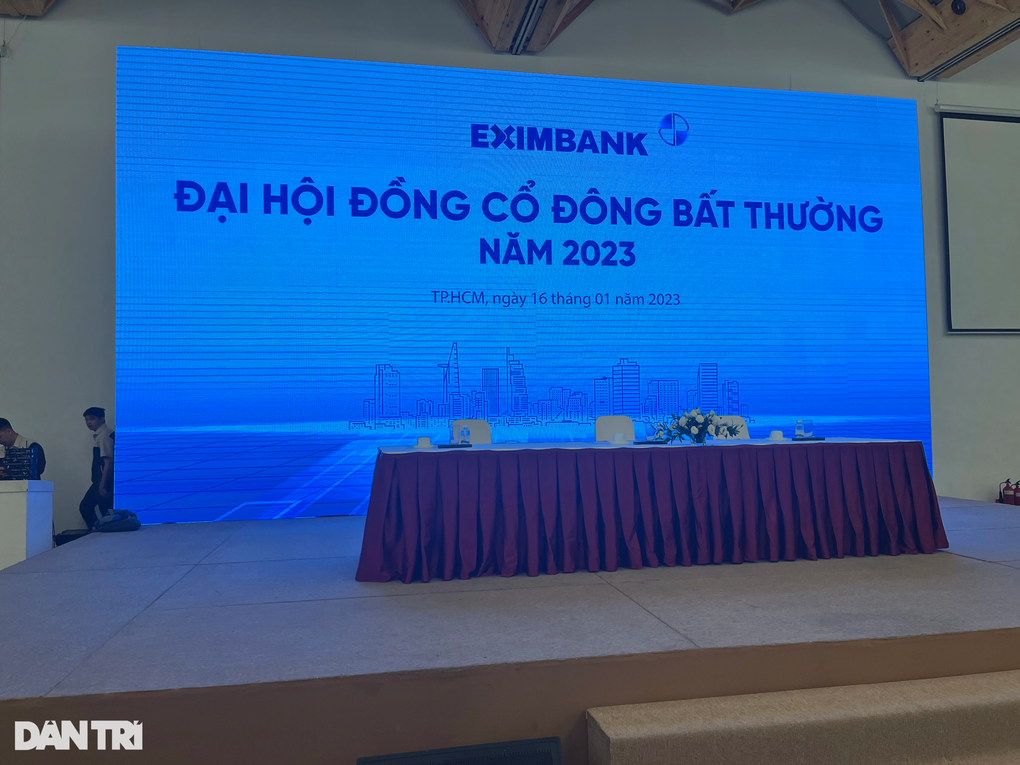 Họp đại hội cổ đông không thể tiến hành, HĐQT Eximbank vẫn chỉ có 4 người - 1 Họp đại hội cổ đông không thể tiến hành, HĐQT Eximbank vẫn chỉ có 4 người - 1