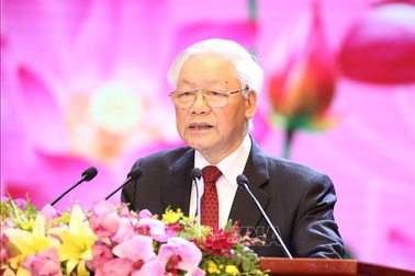 “Theo chỉ dẫn của Bác, chúng ta kiên quyết làm trong sạch đội ngũ của Đảng”