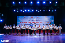 Đà Nẵng khen thưởng 174 học sinh, sinh viên vượt khó