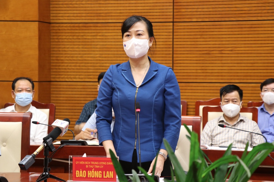 Bắc Ninh: Doanh nghiệp phải lo chỗ ăn ở cho công nhân ngay tại nơi sản xuất - 1 Bắc Ninh: Doanh nghiệp phải lo chỗ ăn ở cho công nhân ngay tại nơi sản xuất - 1