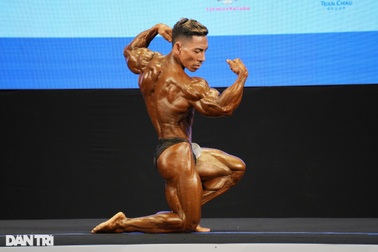 Chiêm ngưỡng cơ bắp cuồn cuộn của các lực sĩ vừa giành HCV môn Thể hình