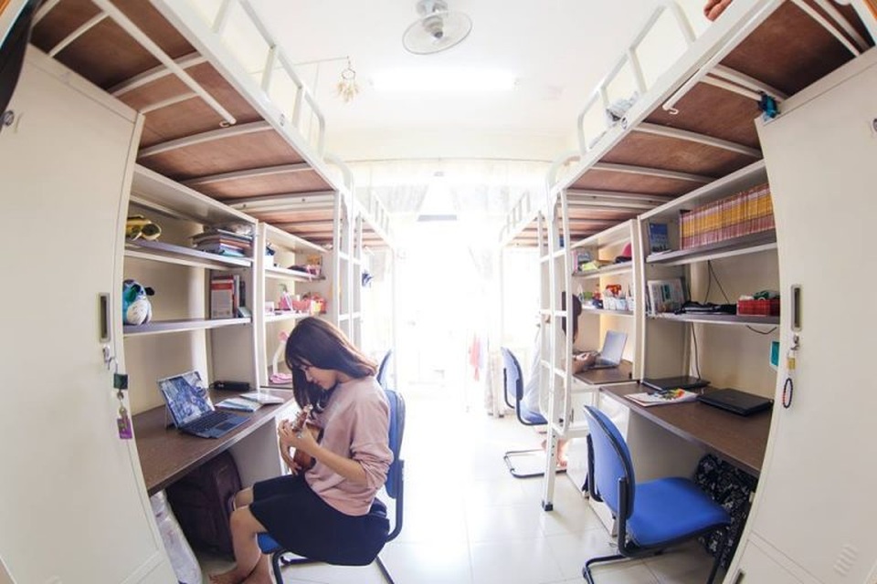 Lá thư đầy ắp tình người của sinh viên nhường ký túc xá gửi người cách ly - 1 Lá thư đầy ắp tình người của sinh viên nhường ký túc xá gửi người cách ly - 1