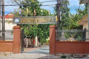 Yêu cầu thu hồi quyết định bổ nhiệm lại một hiệu trưởng ở Thanh Hóa