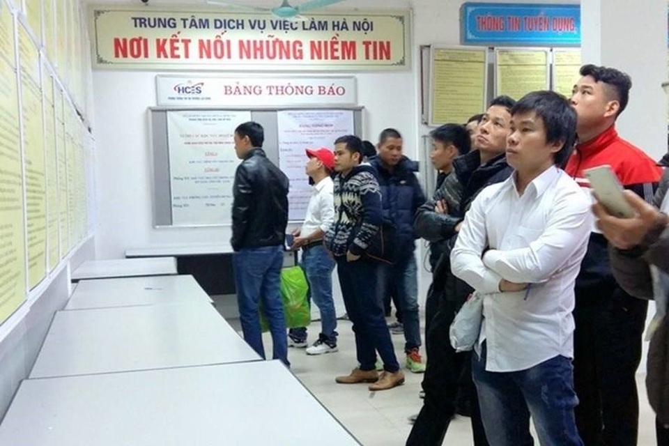 Bộ Nội vụ đang lấy ý kiến phương án tuyển dụng người dưới 18 tuổi - 1 Bộ Nội vụ đang lấy ý kiến phương án tuyển dụng người dưới 18 tuổi - 1