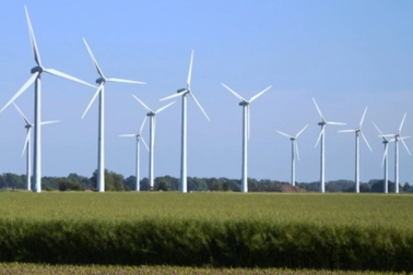 Khánh thành nhà máy điện gió trên đất liền ven biển lớn nhất miền Tây