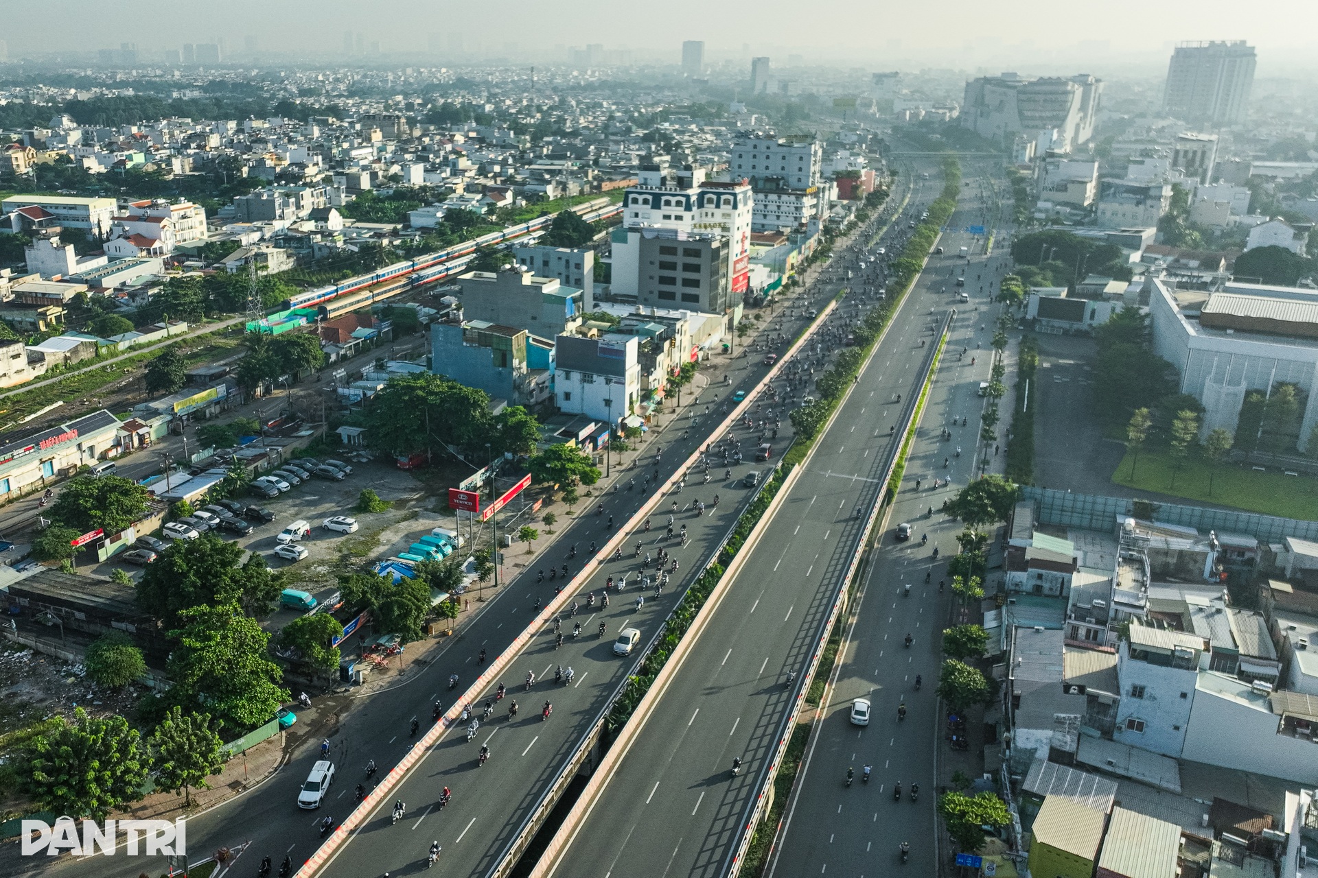 Cửa ngõ Đông Bắc TPHCM “dễ thở” sau khi cầu Bình Triệu 1 thông xe trở lại - 5 Cửa ngõ Đông Bắc TPHCM “dễ thở” sau khi cầu Bình Triệu 1 thông xe trở lại - 5