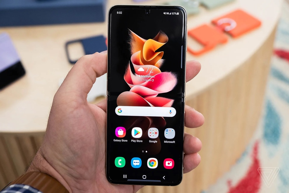 Samsung ra mắt bộ đôi smartphone gập Galaxy Z Fold3 và Z Flip3 - 6 Samsung ra mắt bộ đôi smartphone gập Galaxy Z Fold3 và Z Flip3 - 6