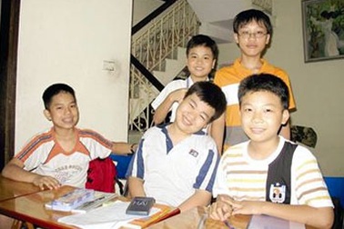 Học sinh lớp 6 giải thành công đề tốt nghiệp THPT