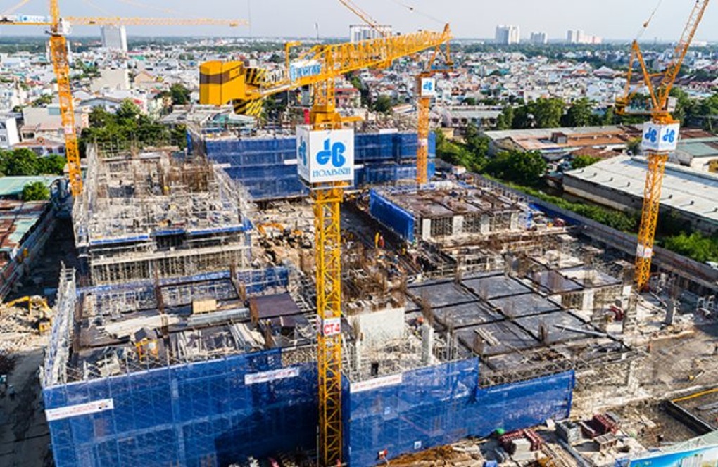 Một giao dịch với ông Lê Viết Hải khiến Tập đoàn Hòa Bình bị xử phạt - 1 Một giao dịch với ông Lê Viết Hải khiến Tập đoàn Hòa Bình bị xử phạt - 1