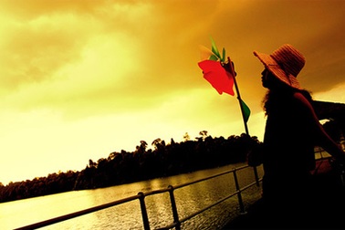 Bỏ lại giữa đường những dấu chấm hỏi... 