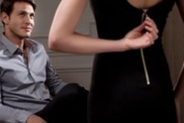 Tình cũ vừa ly hôn, chồng đã đón ngay vào... nhà nghỉ