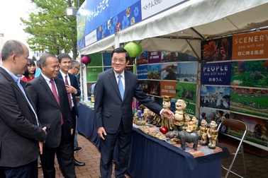 Nguyên Chủ tịch nước Trương Tấn Sang dự Lễ hội Việt Nam tại Sapporo 2019