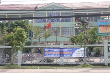 Nhiều trường cao đẳng, trung cấp, ít sinh viên