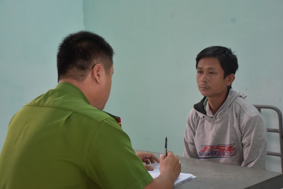 Khởi tố, bắt giam nghi can hiếp dâm trẻ em Khởi tố, bắt giam nghi can hiếp dâm trẻ em
