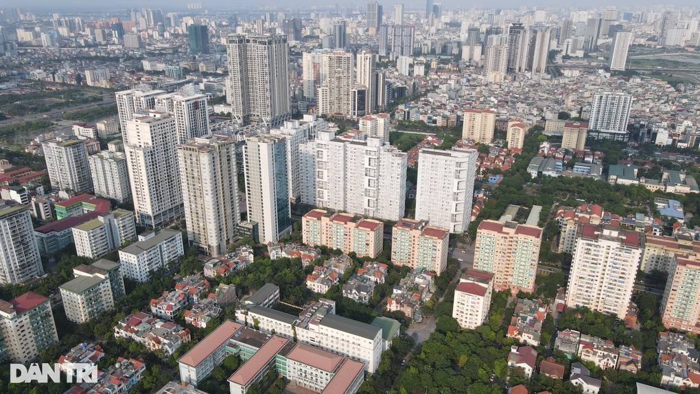 Khẩn trương đề xuất các biện pháp gỡ khó khăn cho thị trường bất động sản - 1