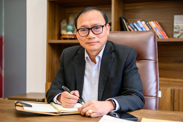 Thượng tá công an vạch mặt thủ đoạn lừa đảo tin nhắn mạo danh ngân hàng