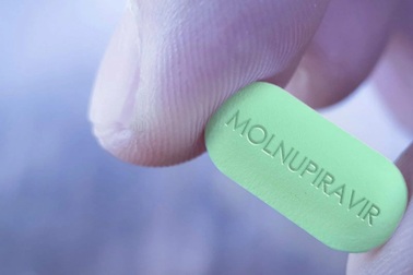 Lưu ý khi sử dụng thuốc chữa Covid-19 "made in Việt Nam" vừa được cấp phép