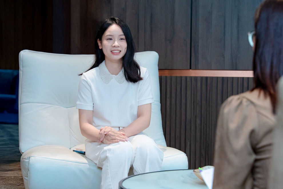 Khán giả đầu tiên trúng giải thưởng 200 triệu đồng tiền mặt trong livestream của Sunshine Group - 1 Khán giả đầu tiên trúng giải thưởng 200 triệu đồng tiền mặt trong livestream của Sunshine Group - 1