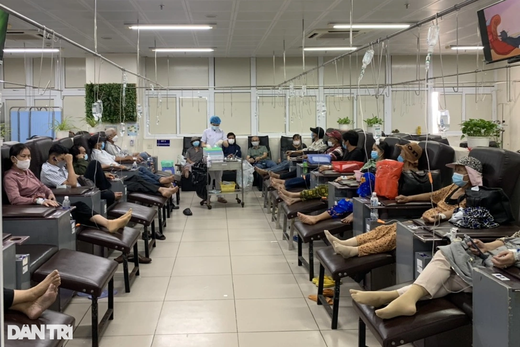 Bệnh viện Chợ Rẫy làm gì khi bệnh nhân ung thư gia tăng? - 1 Bệnh viện Chợ Rẫy làm gì khi bệnh nhân ung thư gia tăng?