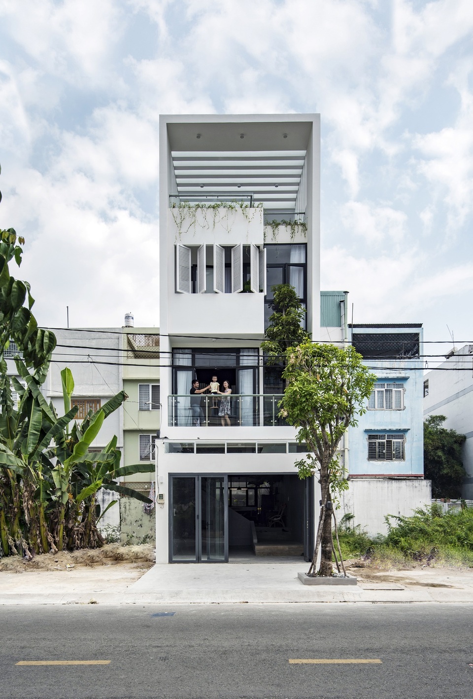 3 ngôi nhà Việt Nam có thiết kế độc đáo được báo Tây trầm trồ ngợi ca - 1 3 ngôi nhà Việt Nam có thiết kế độc đáo được báo Tây trầm trồ ngợi ca - 1