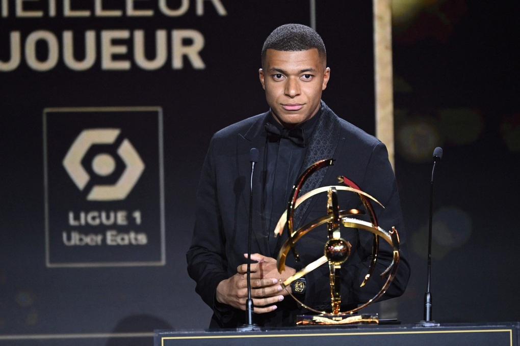 Kylian Mbappe bất ngờ lên tiếng chốt tương lai - 1 Kylian Mbappe bất ngờ lên tiếng chốt tương lai - 1