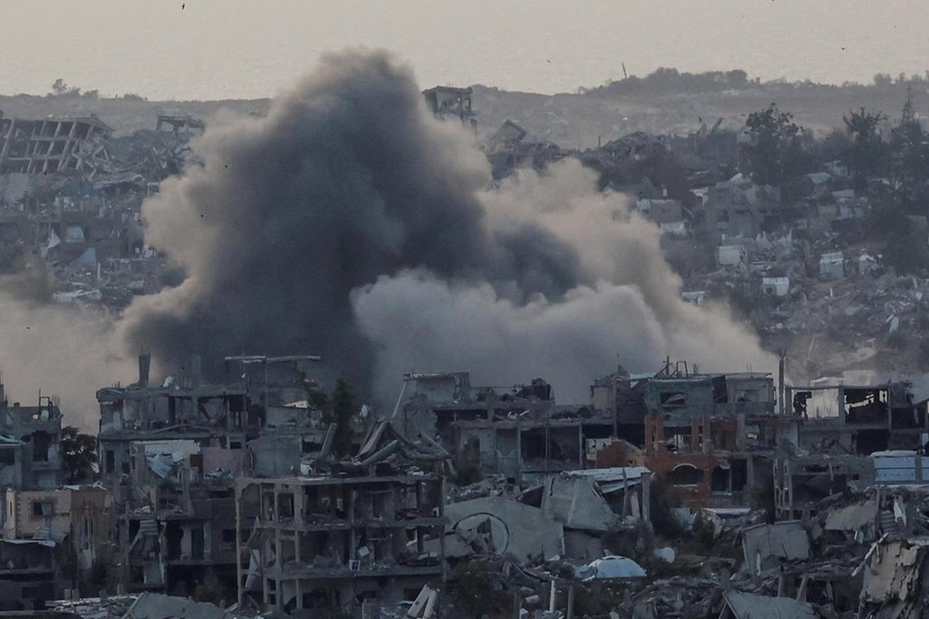 Israel tăng cường không kích Gaza, 250 người thiệt mạng - 1 Israel tăng cường không kích Gaza, 250 người thiệt mạng - 1