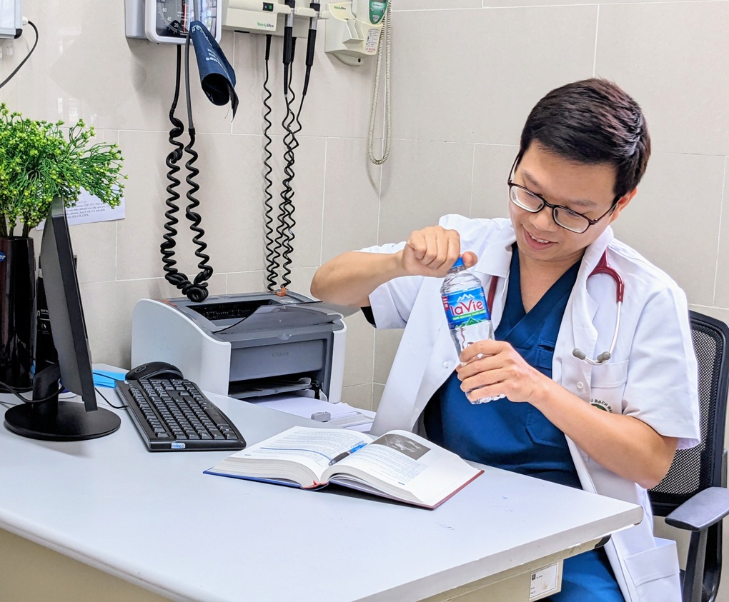 Chuyên gia chia sẻ lợi ích của nước khoáng thiên nhiên với sức khỏe - 1 Chuyên gia chia sẻ lợi ích của nước khoáng thiên nhiên với sức khỏe - 1