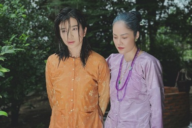 Dương Cẩm Lynh đóng mẹ chồng, diễn cảnh bạo lực với Thúy Diễm, Kim Tuyến