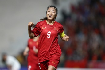 Huỳnh Như: "Tôi muốn gửi tặng bàn thắng cho gia đình"