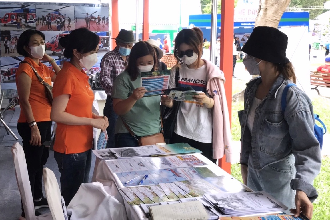 Hàng loạt tour giá rẻ, kích cầu tại ngày hội du lịch lớn nhất TPHCM - 4 Hàng loạt tour giá rẻ, kích cầu tại ngày hội du lịch lớn nhất TPHCM - 4
